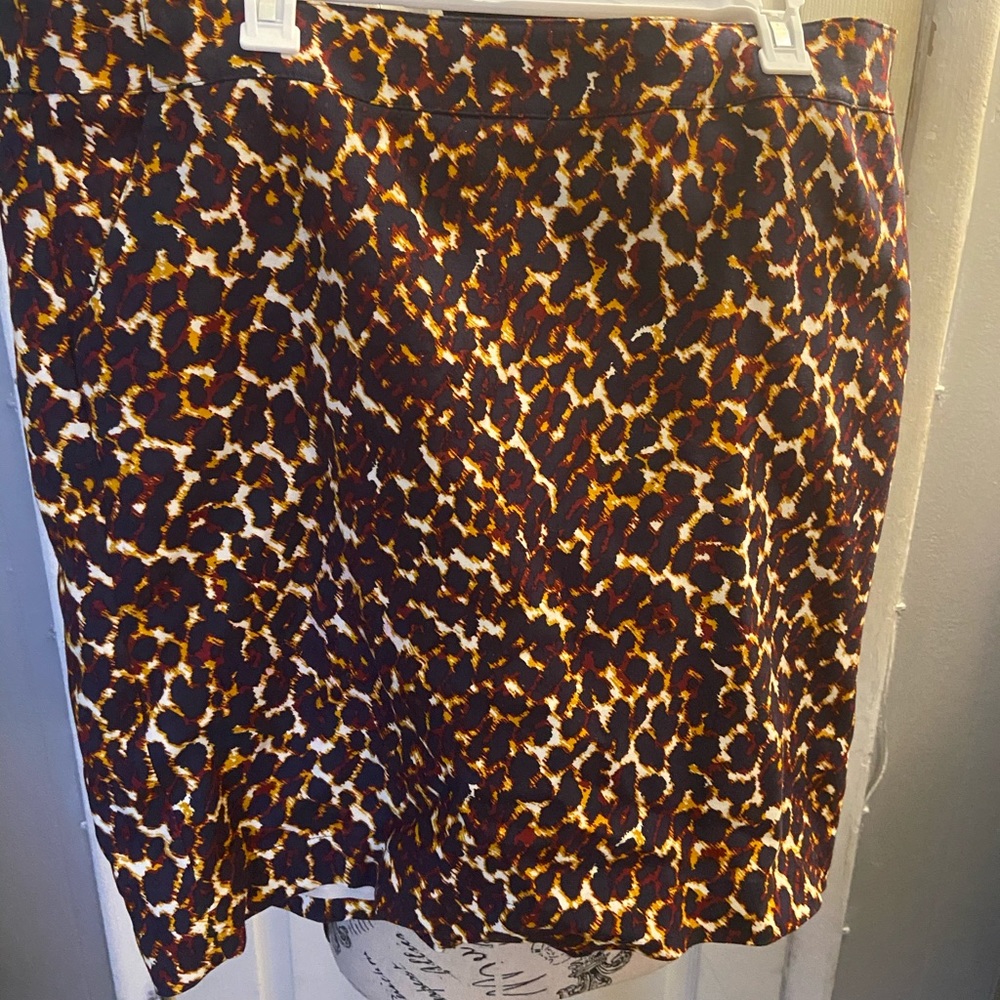 Merona skirt - Picture 2 of 3
